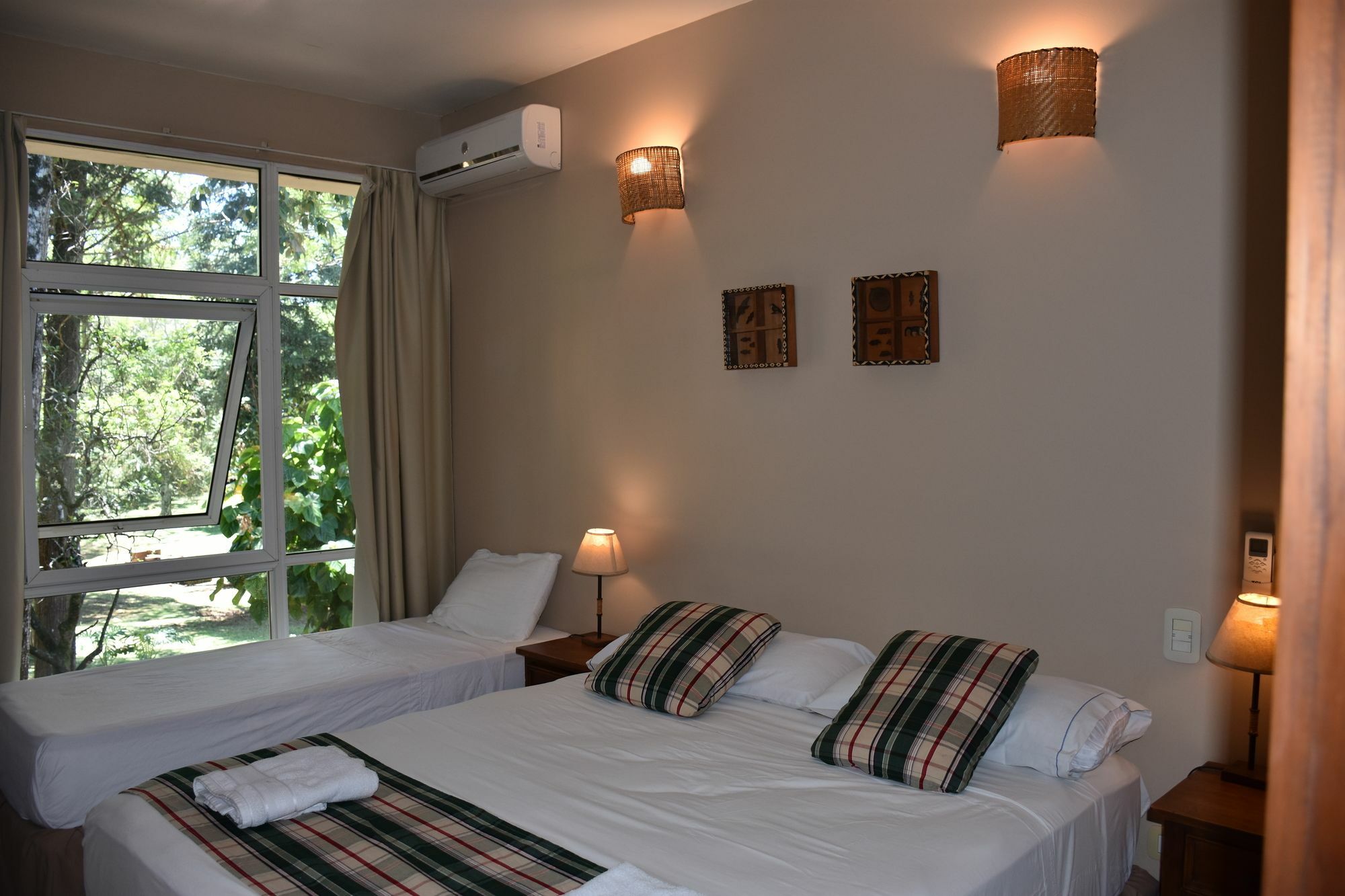 Tangoinn Club Iguazu Party Luxury Hostel Puerto Iguazú Eksteriør billede